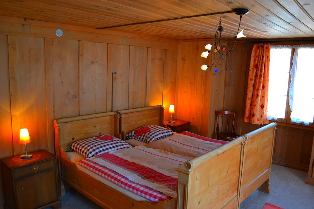 B&B Rosaly Chateau-d'Oex Quarto foto