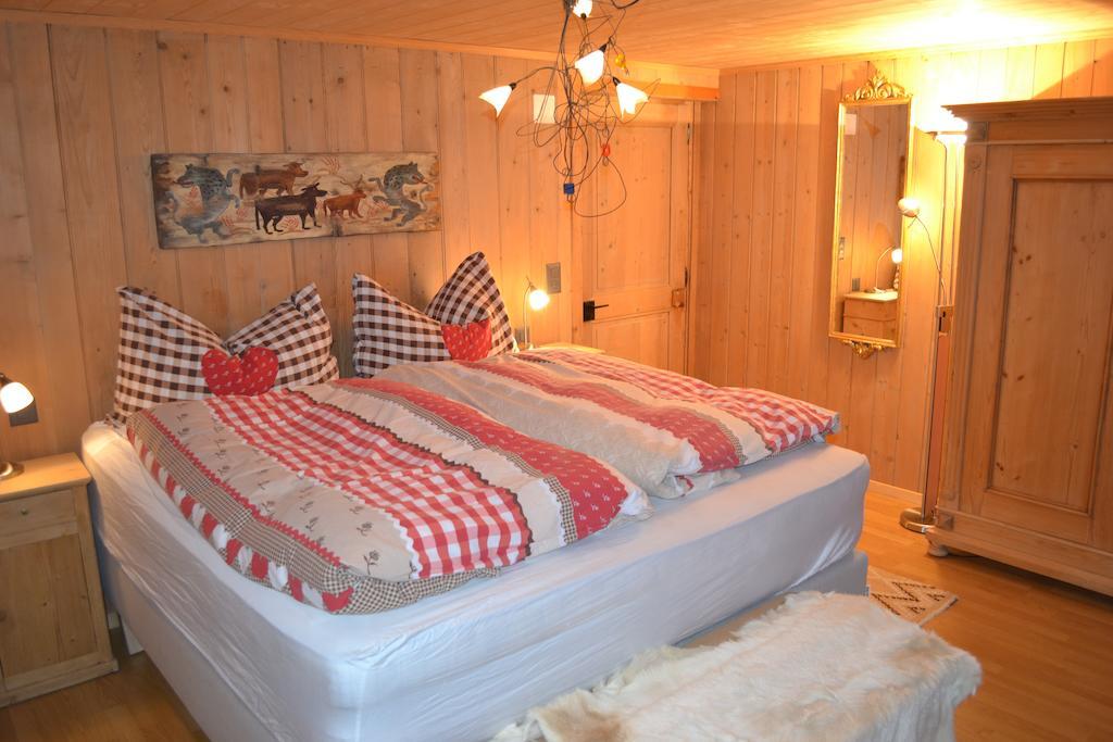 B&B Rosaly Chateau-d'Oex Quarto foto